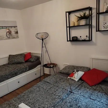 Sunshine Apartment *